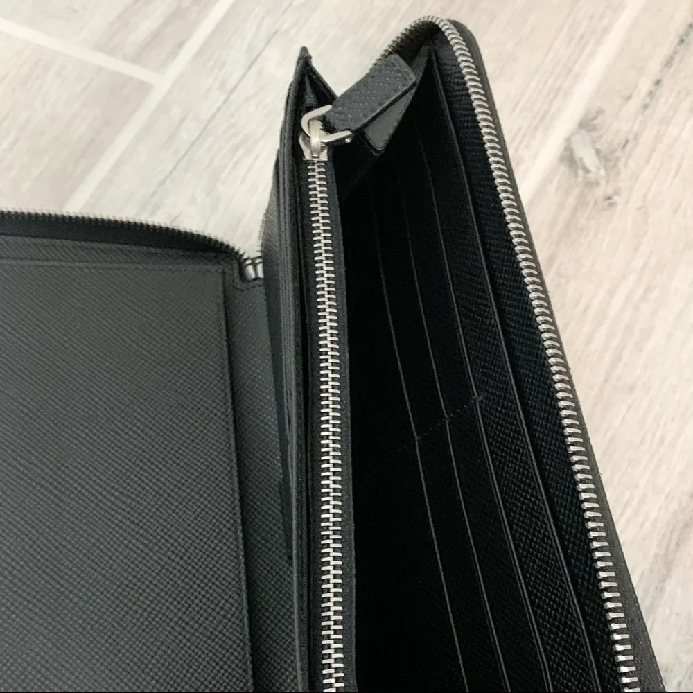 Prada Black Saffiano Leather XL Organizer Wallet - Picture 11 of 12